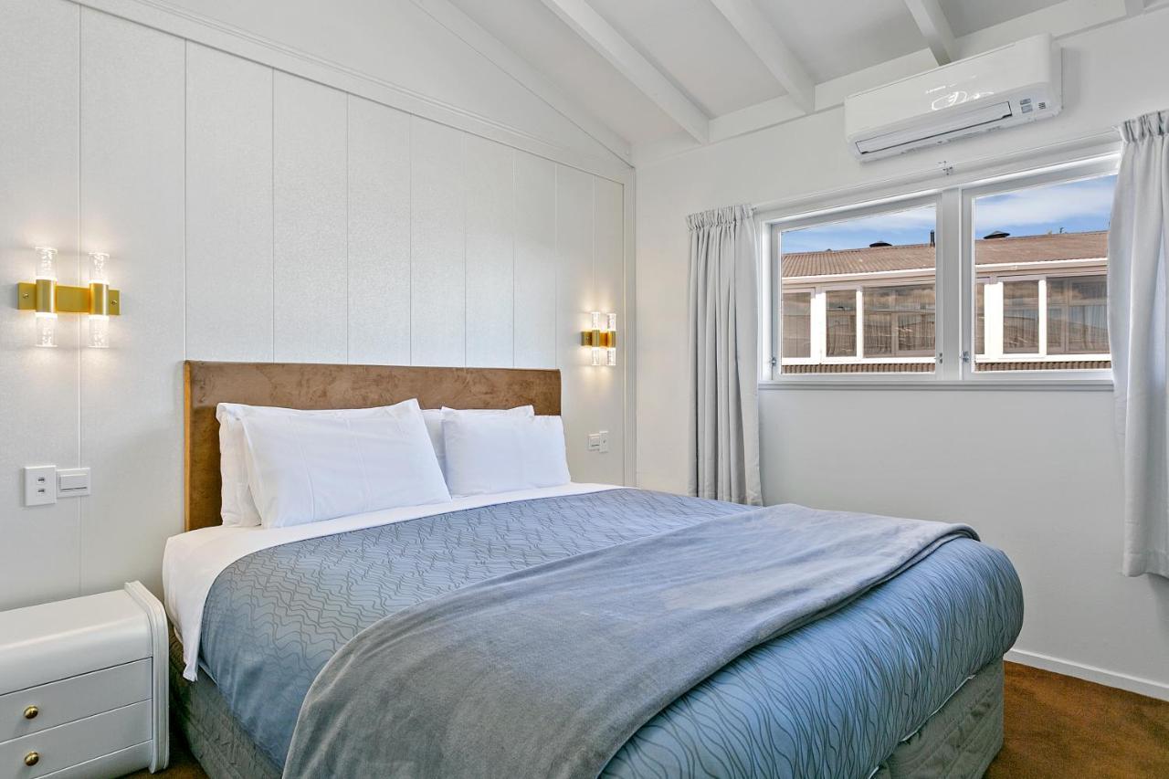 Vu Thermal Lodge - Adults Only Motel Таупо Екстериор снимка