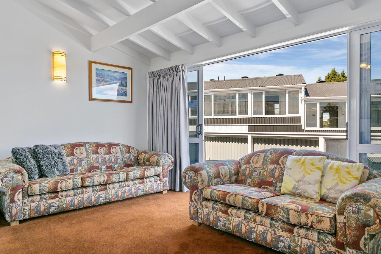 Vu Thermal Lodge - Adults Only Motel Таупо Екстериор снимка