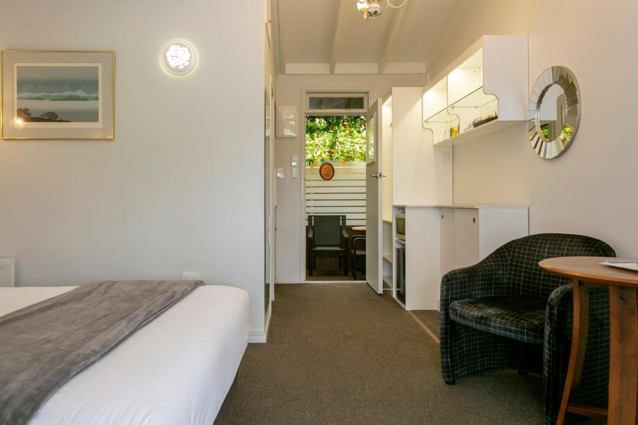 Vu Thermal Lodge - Adults Only Motel Таупо Екстериор снимка